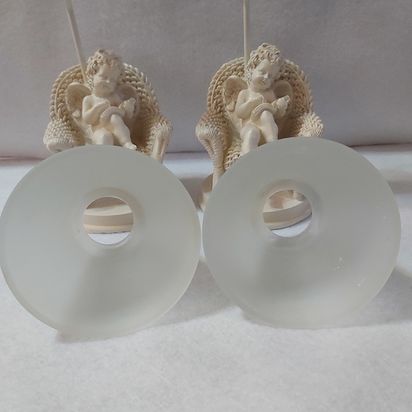 Cherub Resin Wicker Chair Tealight Holder/Lamps - Picture 13 of 15